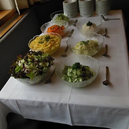 Gruener Baum Penzion Stetten (Bodensee)