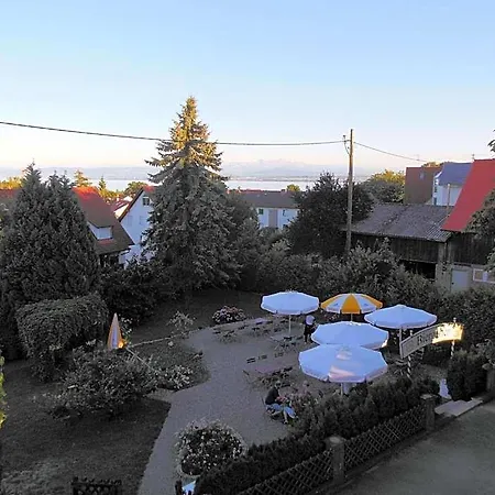 Gruener Baum Inn